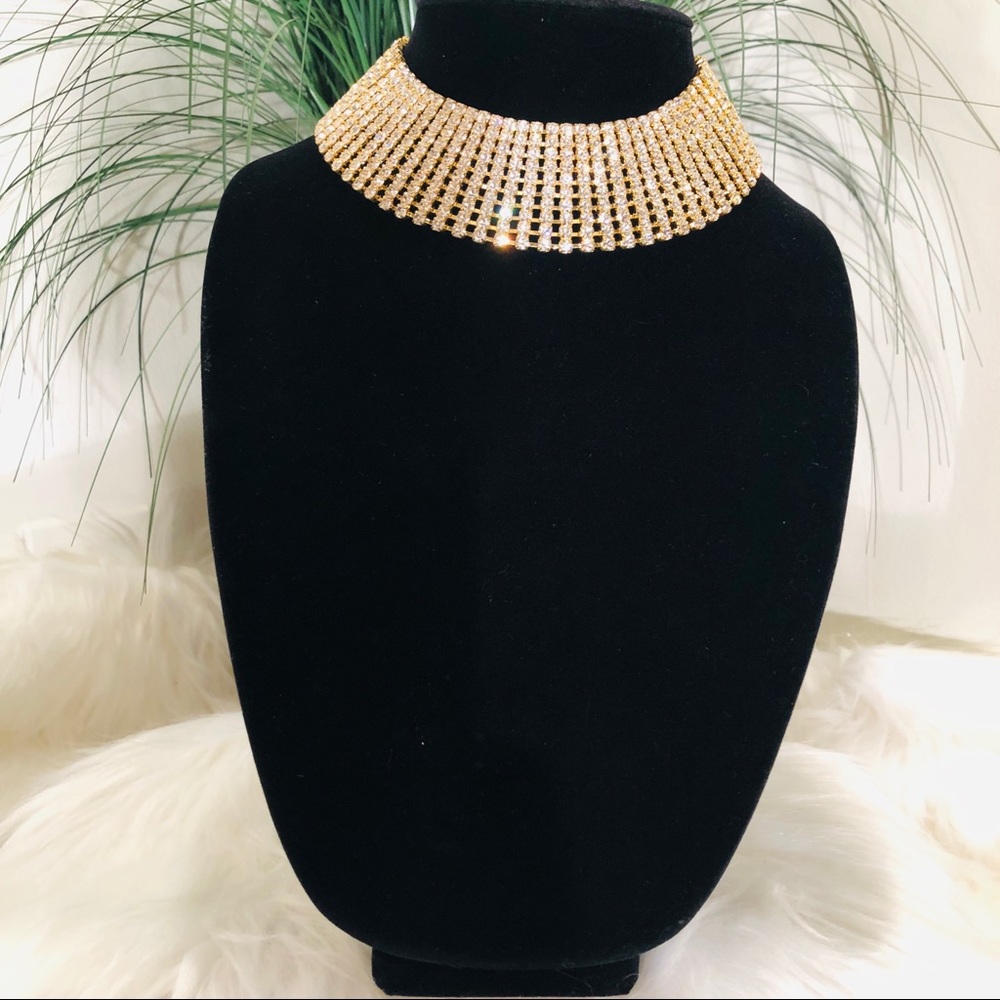 Rhinestone Choker style necklace with gold setting